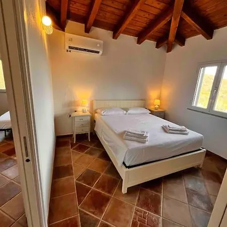 Prestige San Teodoro Straula Apartment *